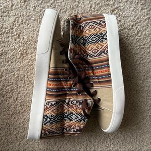 Phuyupata Inkkas Handmade Hightops NWOB UNISEX